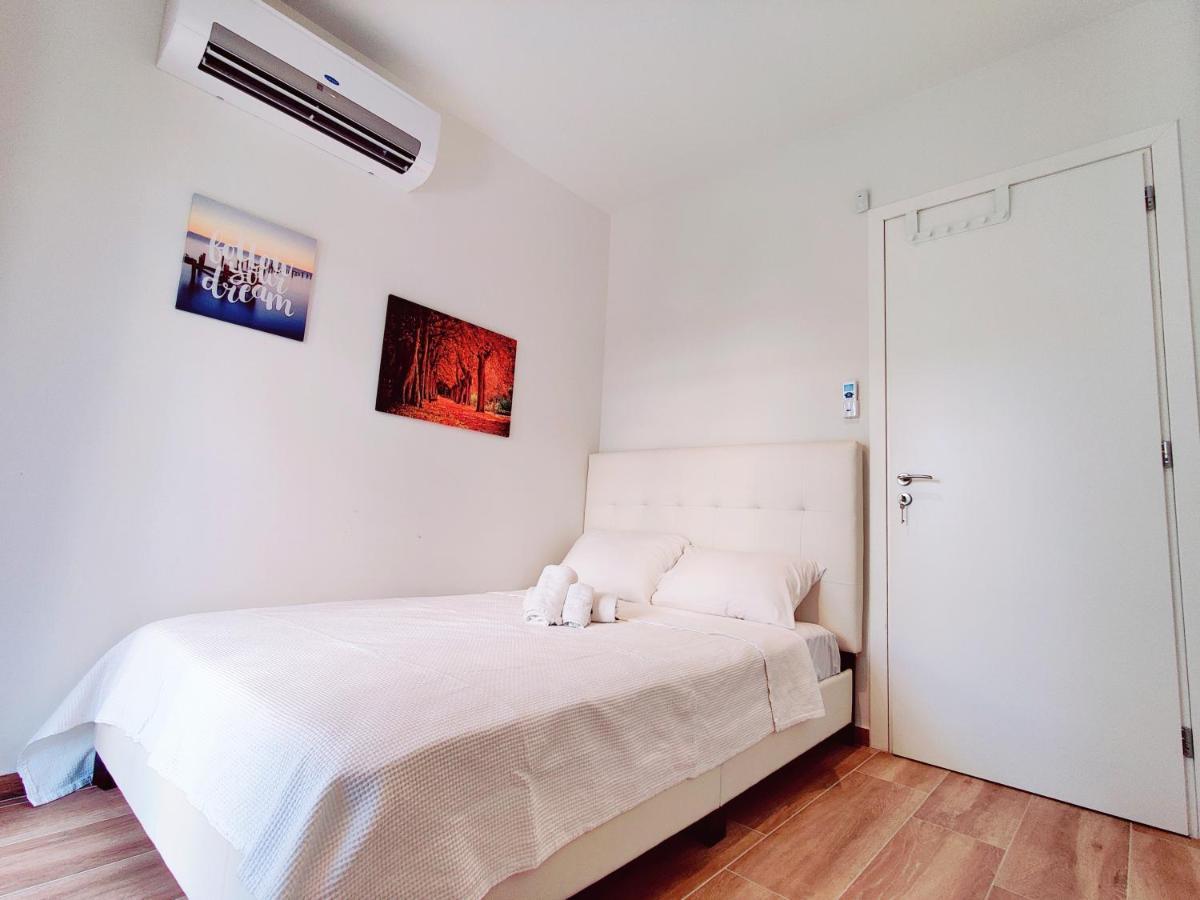 Wsd Luxury Bright 2Bd Apt With Sea View Balcony Athen Eksteriør billede